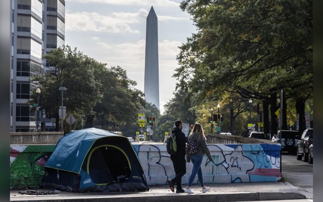 Homeless Sites Near White House Shock D.C. Tourists