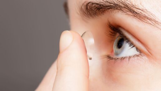 Doctor Finds 23 Contact Lenses Under Patient’s Eyelid