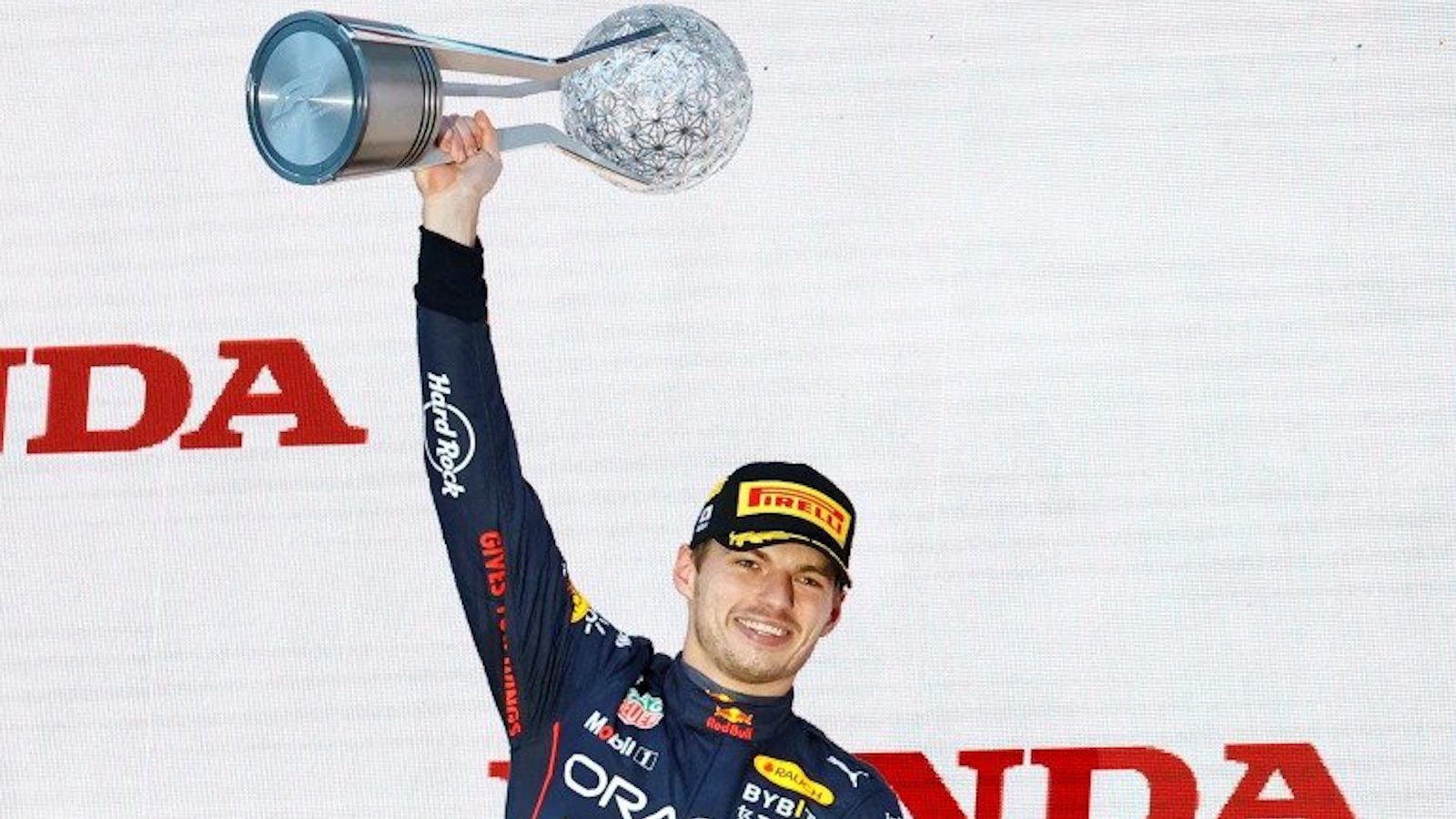 Verstappen Wins in Japan; Clinches Second Championship