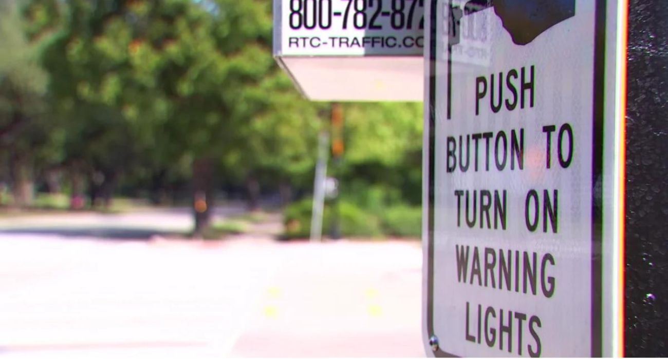 Flashing Lights Installed to Make Dallas Dangerous Intersection Safer