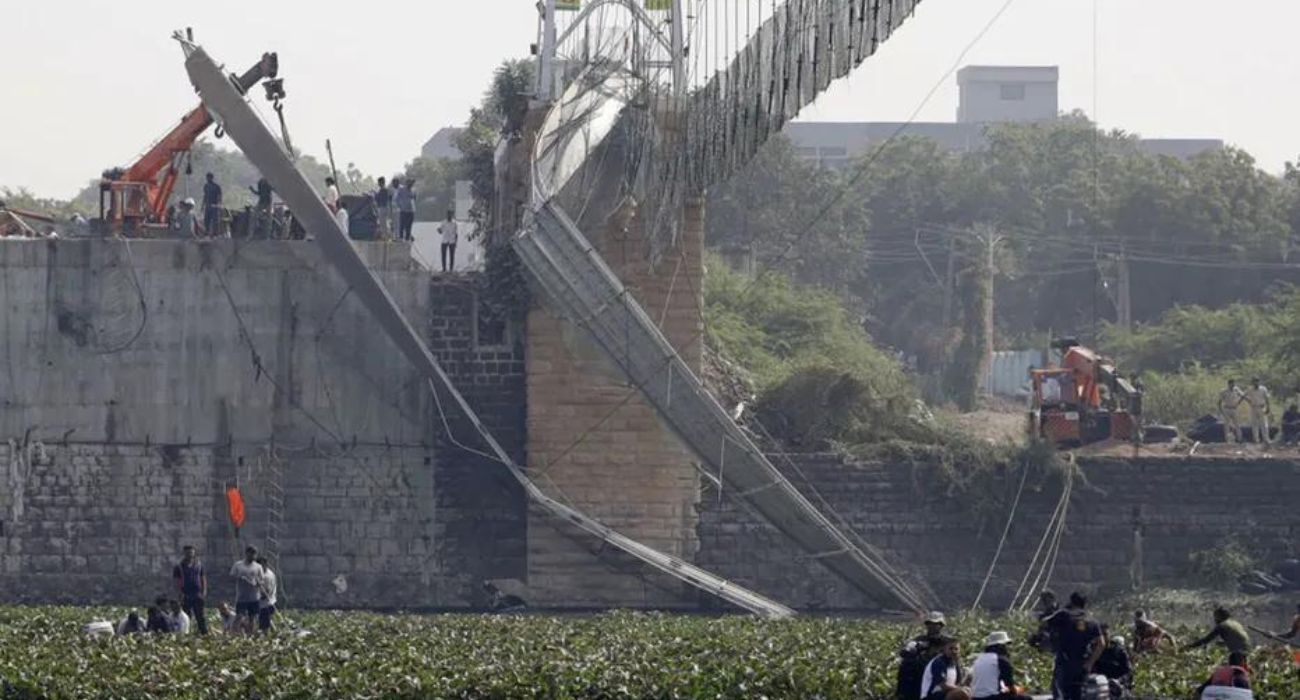 Bridge Collapse in India Kills 141, Arrested Made