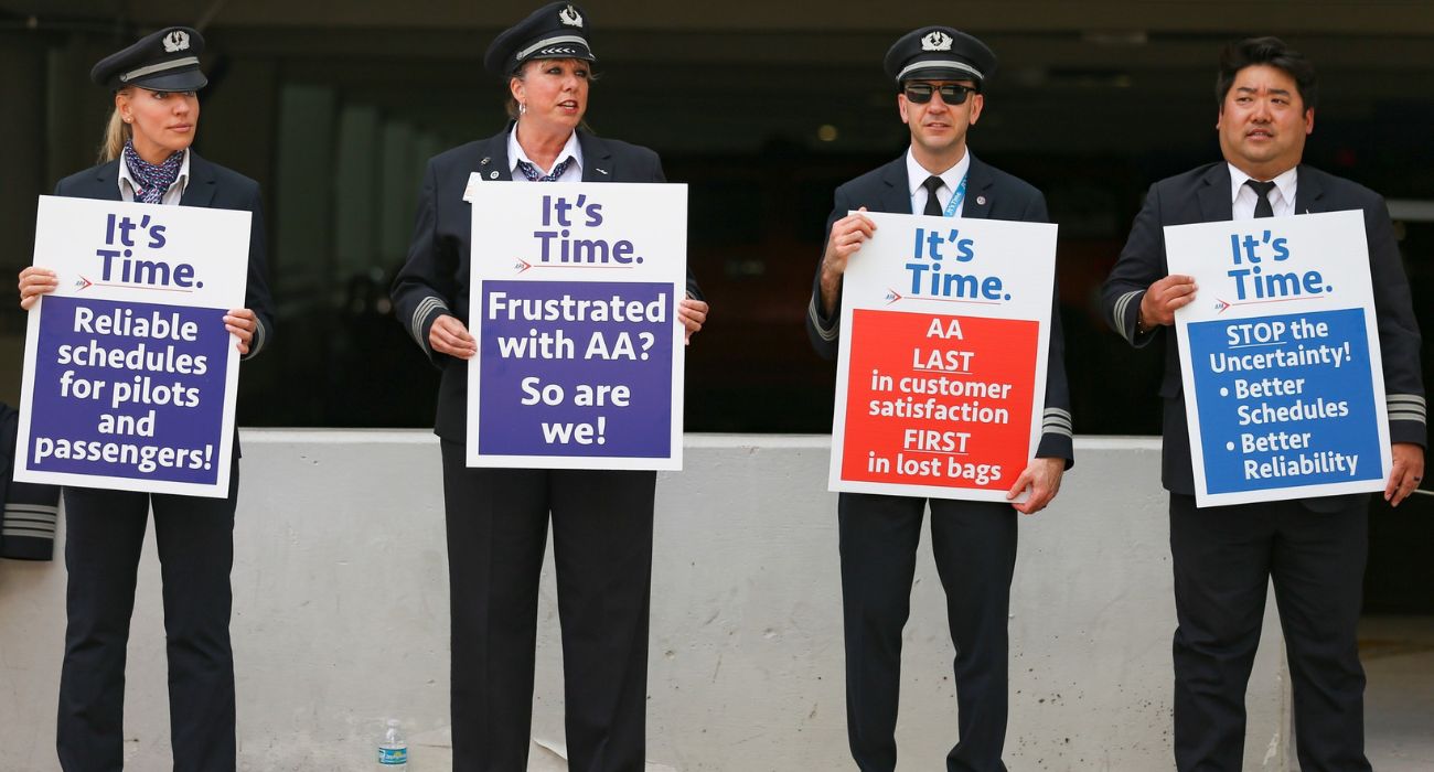 Alleged Violation Jeopardizes American Airlines Pilot Union Deal