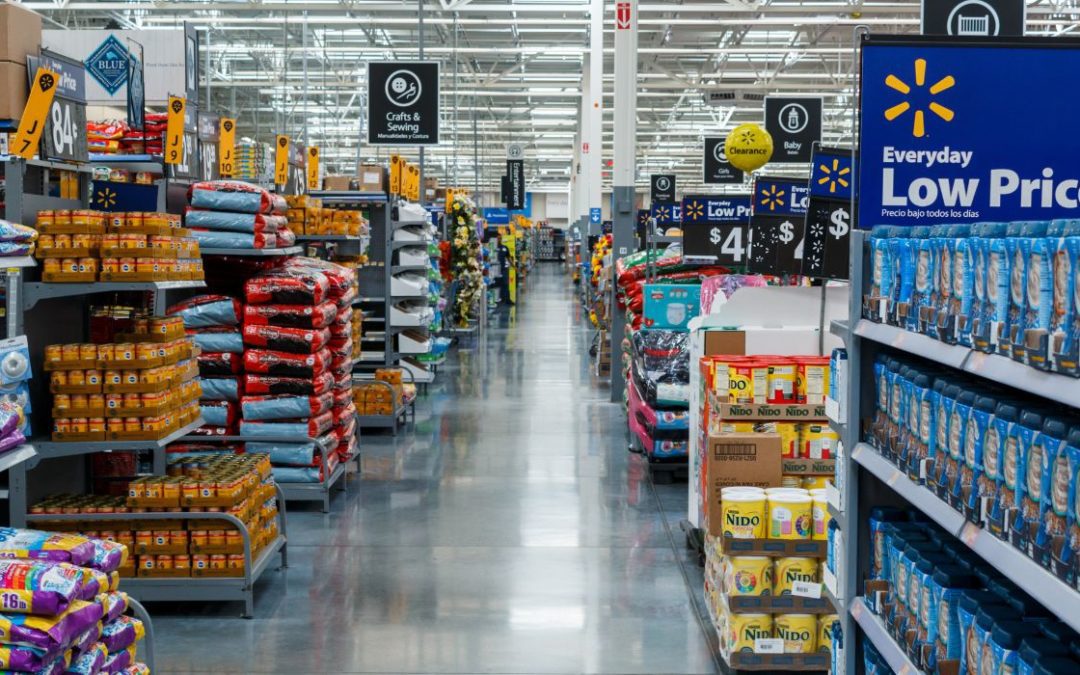 Las ventas de Walmart aumentan un 9 %, observa cambios en los hábitos de los consumidores