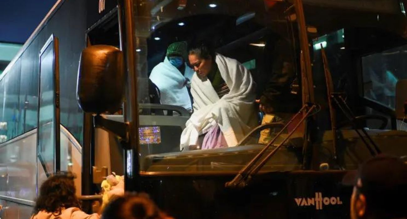 Amidst Border Crisis, Second Bus of Migrants Arrives in Philadelphia from Texas