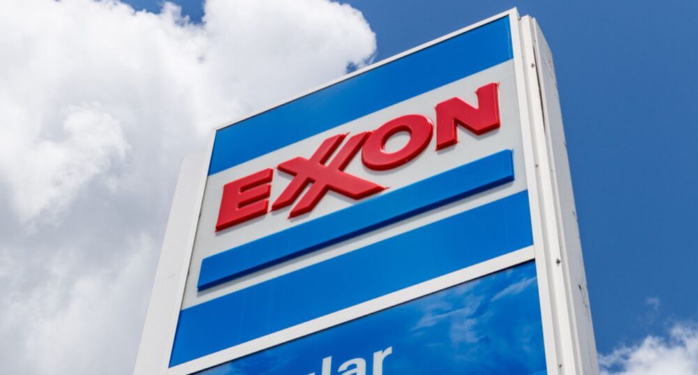 ExxonMobil Boasts Earnings Record in Q3, Boosting Dividends