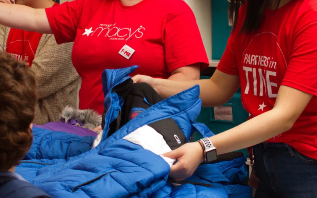 Macy’s and Clothes4Souls Distributed 500 Coats to Dallas Residents