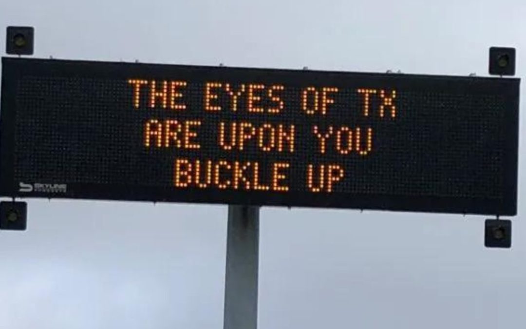 ¿Podrían los ingeniosos letreros de las carreteras de Texas tomar pronto una salida?