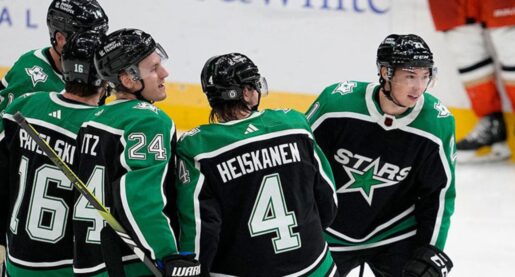 Robertson’s Hat Trick Helps Dallas Dump Ducks 5-0