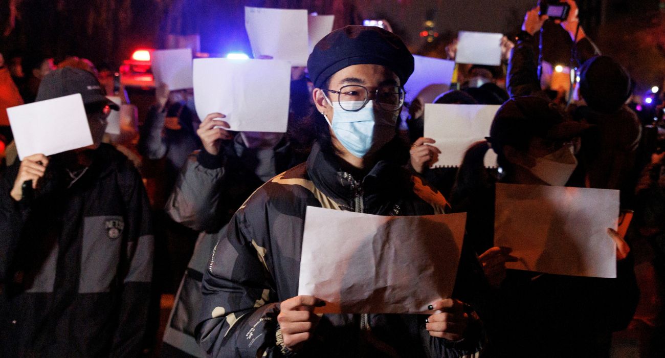 Chinese Protestors Wield Symbolic White Papers