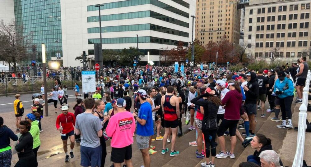 Thousands Participate in 51st Dallas Marathon