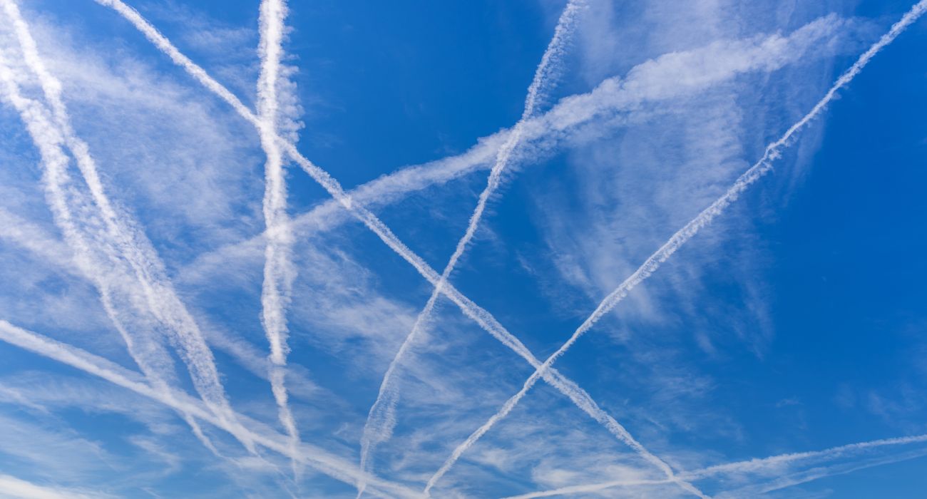 Reduce Airplane Contrails