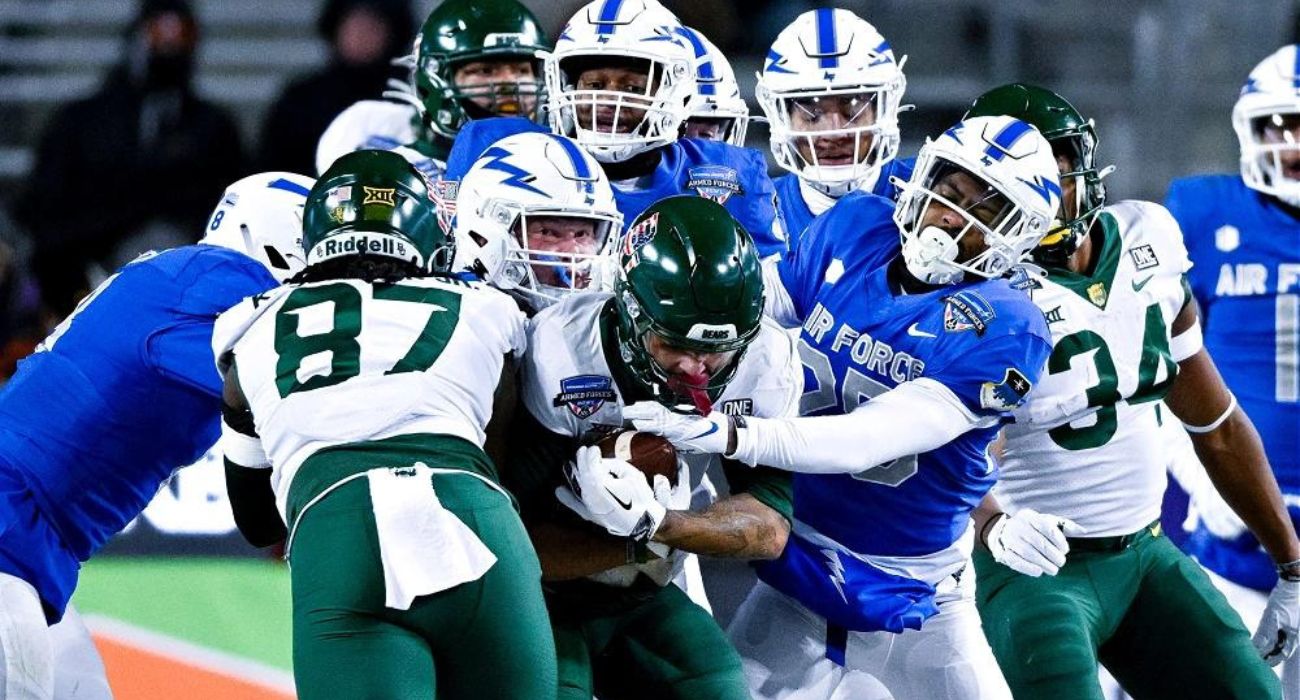 Air Force Beats Baylor in Armed Forces Bowl