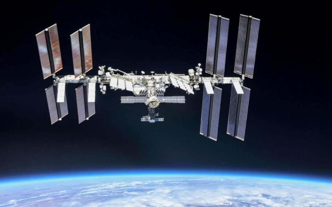 Cosmonaut Spacewalk Cancelled by Leak