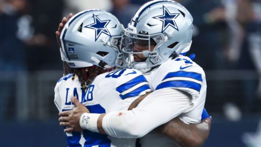 Cowboys Hold off Eagles on Christmas Eve
