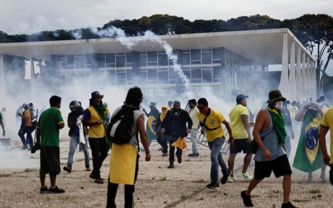 Brazilians Continue Protesting Lula Election
