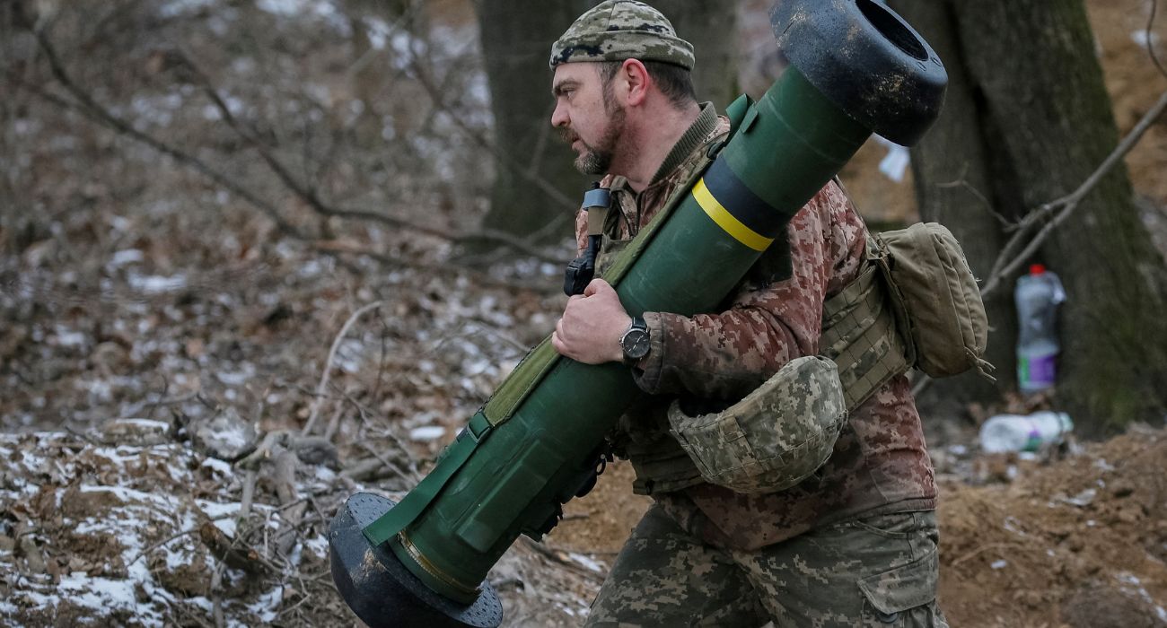 U.S. Sends Offensive Weaponry to Ukraine