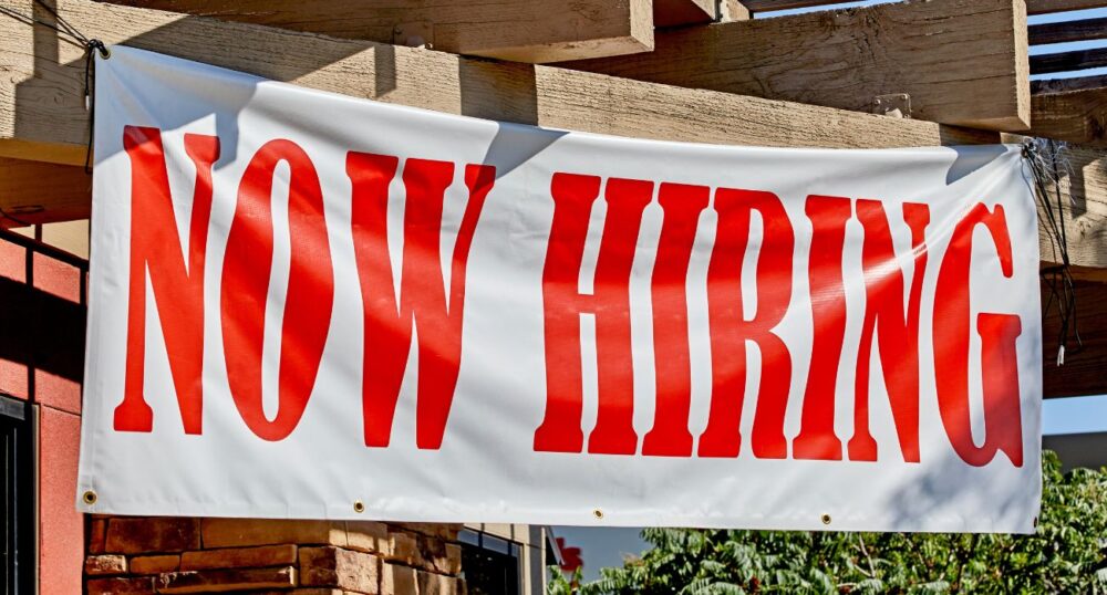 U.S. Jobs Report Shows Robust Hiring