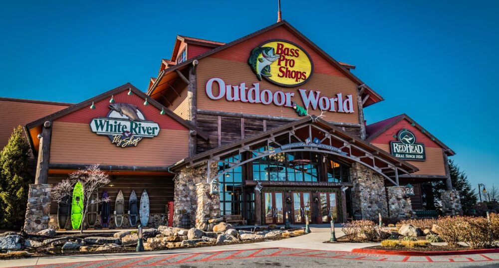 Bass Pro Building 5th Local Store