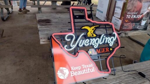 Yuengling, Keep Texas Beautiful Host Clean Up