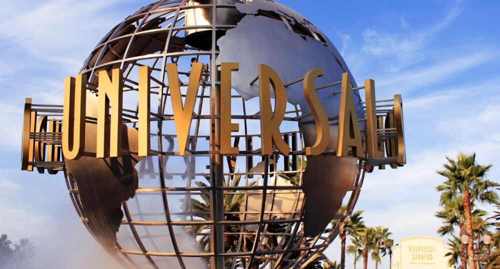Council Approves Universal Park in 4-2 Vote