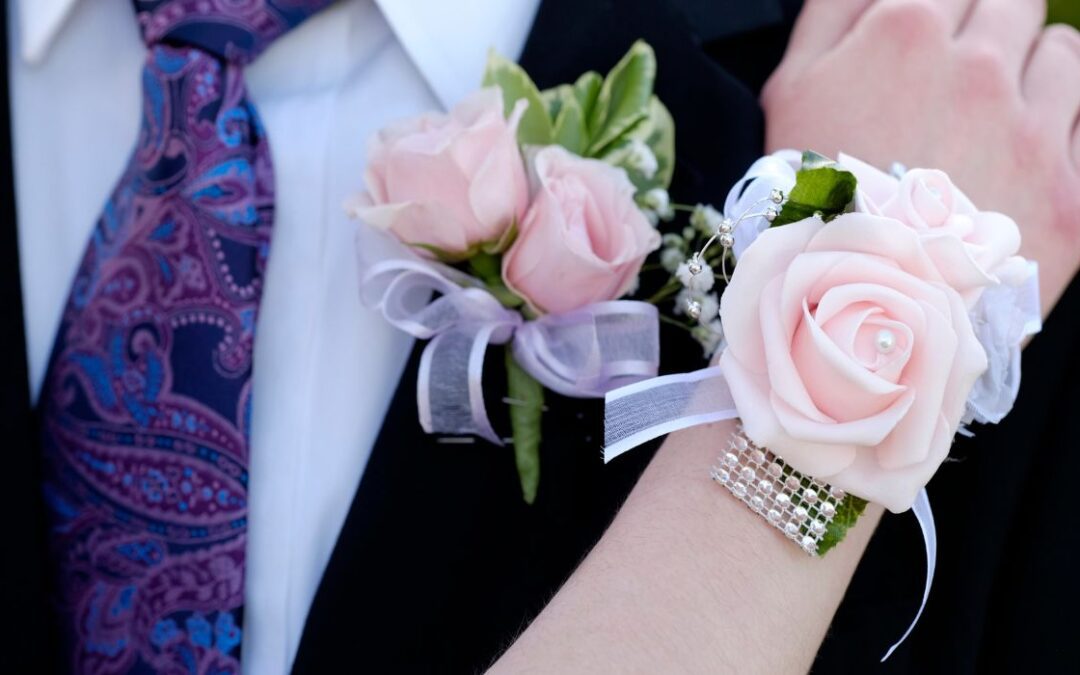 How To Make Your Own Corsage