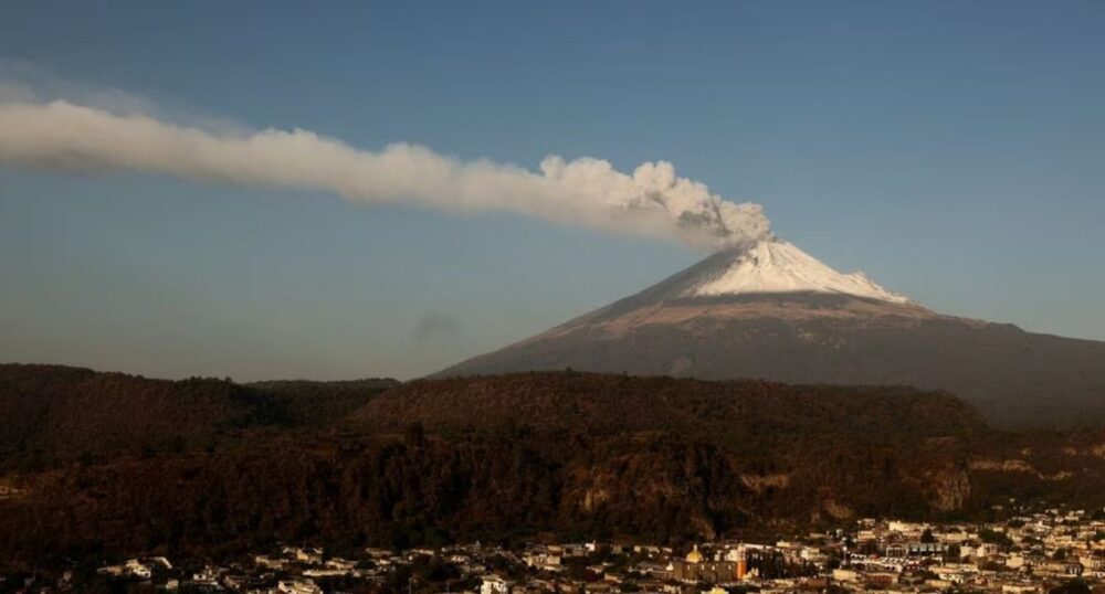 VIDEO: Massive Mexico Volcano Spewing Ash