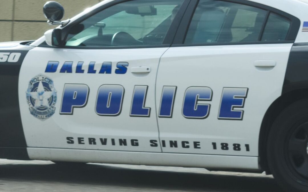 VIDEO: Tiroteo en el que participó un oficial de policía de Dallas