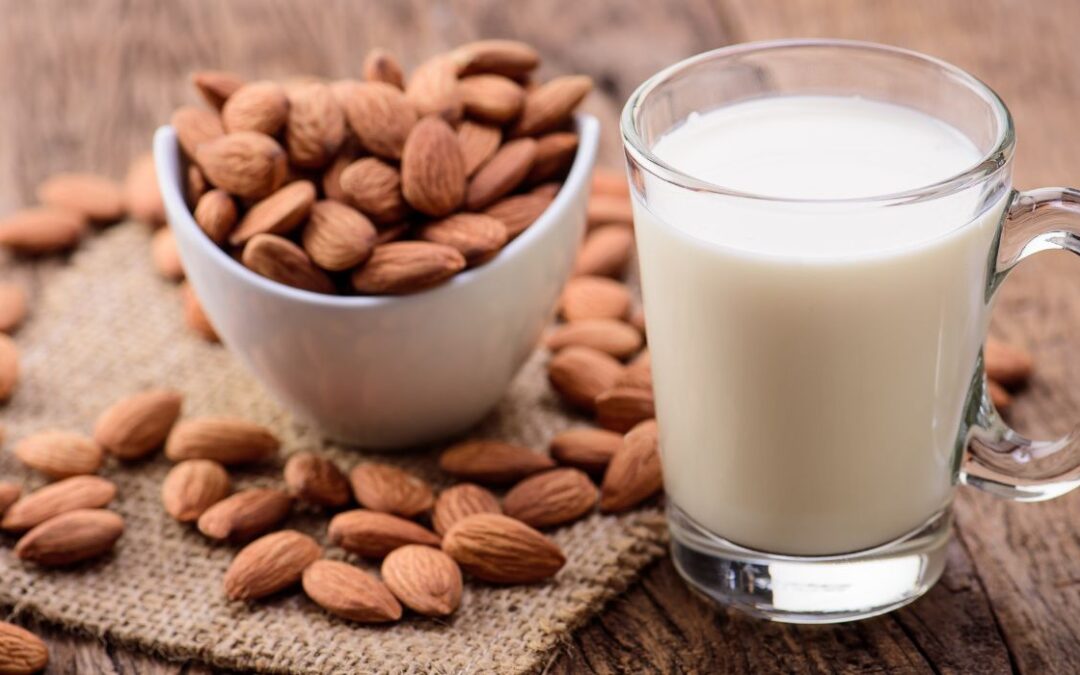 Pros and Cons | Dairy vs. Almond Milk
