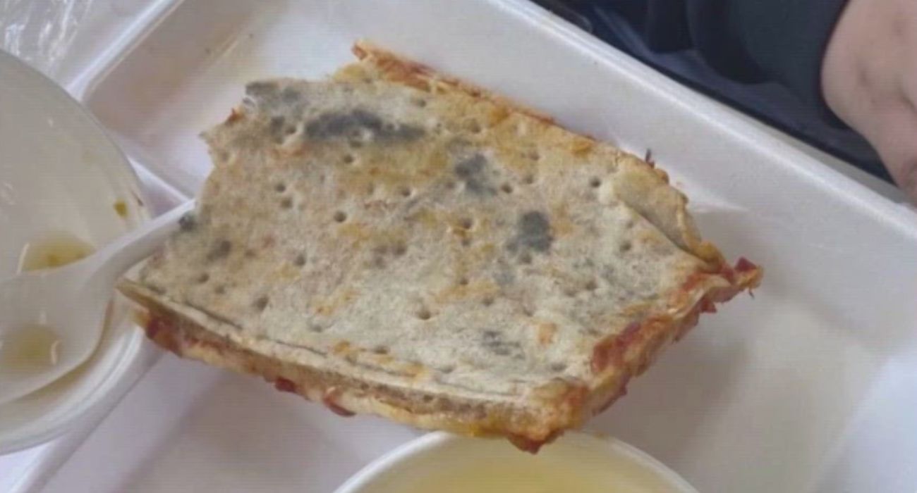 Duncanville ISD: Parent says moldy pizza served at middle school