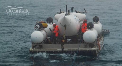 Submersible Has About 40 Hours of Air Left
