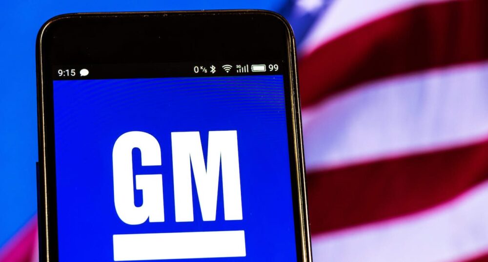 GM Plant Executive Manages for Success