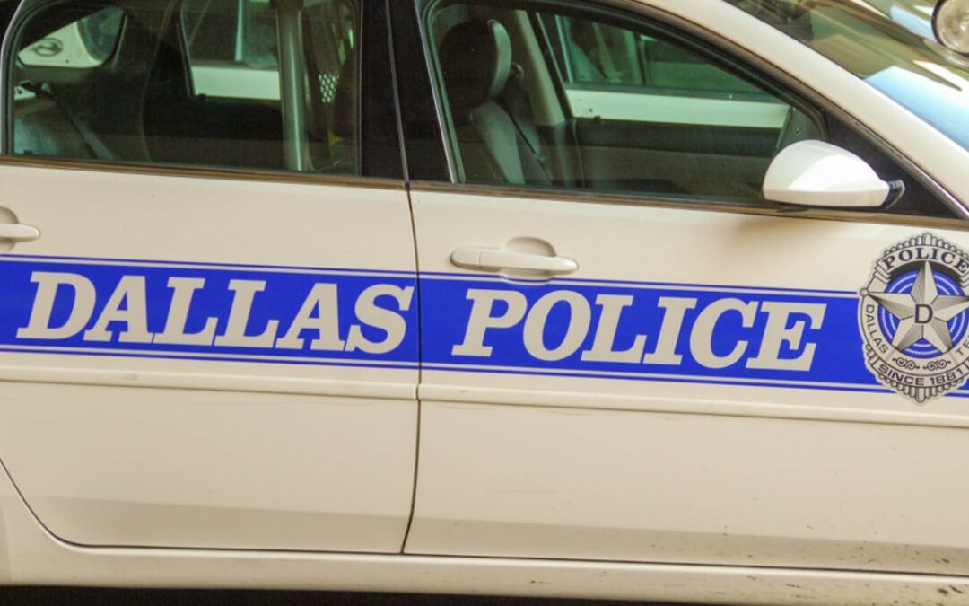 VIDEO: Dallas Police Save Woman in Submerged Car