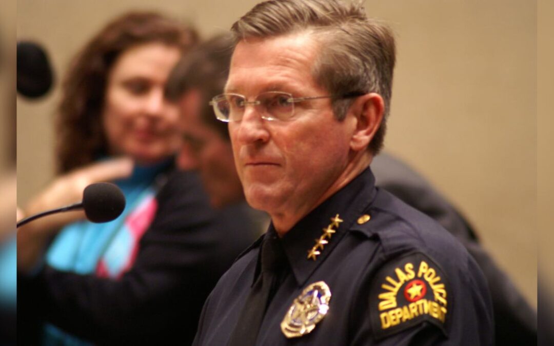Muere exjefe de policía de Dallas a los 72 años