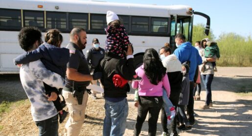 More Migrants Bused From Brownsville to LA