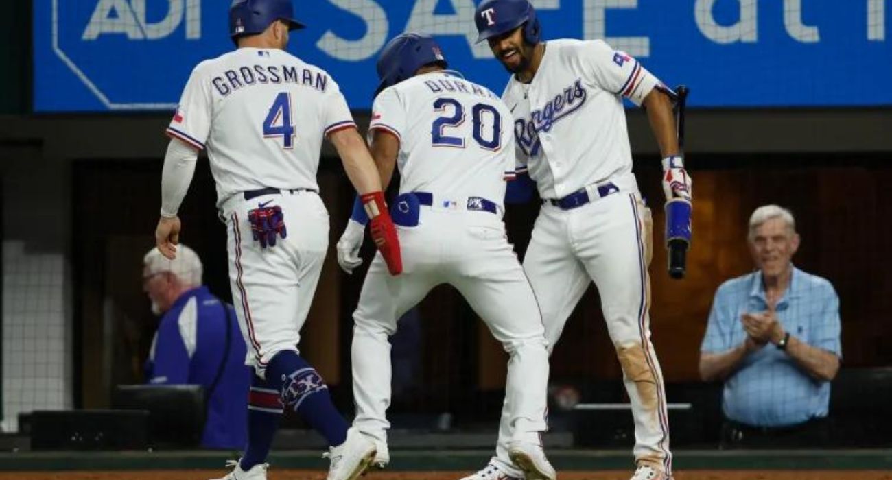 Texas Rangers, Pitcheos Salvajes