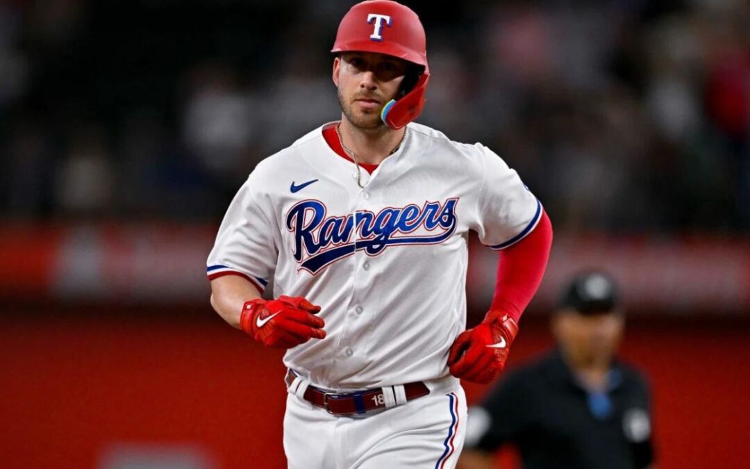 Garver Leads Rangers Past Red Sox