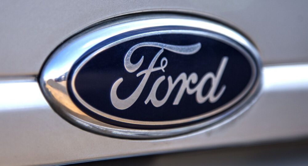 Over 1M Ford, Chrysler Vehicles Recalled