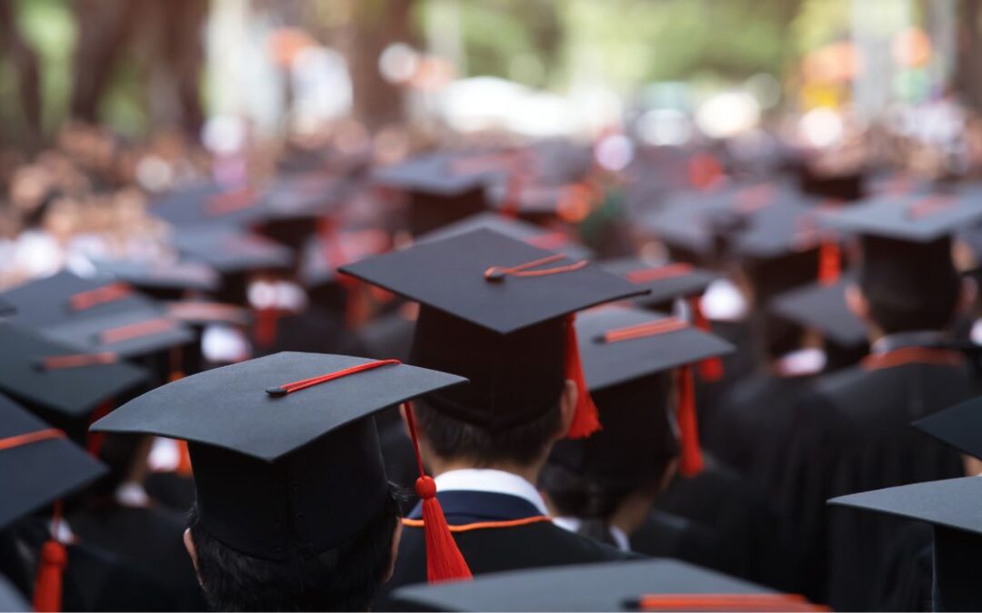 Grad Students’ Loan Balances Staying Unpaid