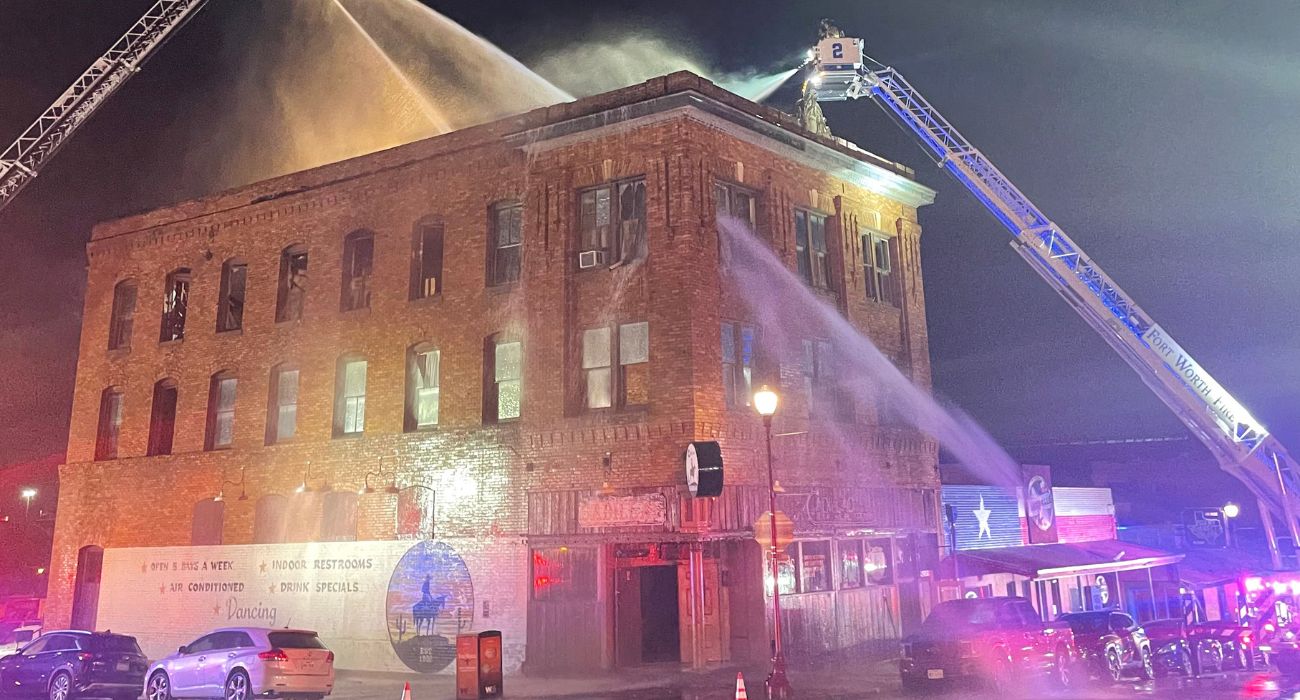 No injuries after fire at Fort Worth Stockyards, authorities say