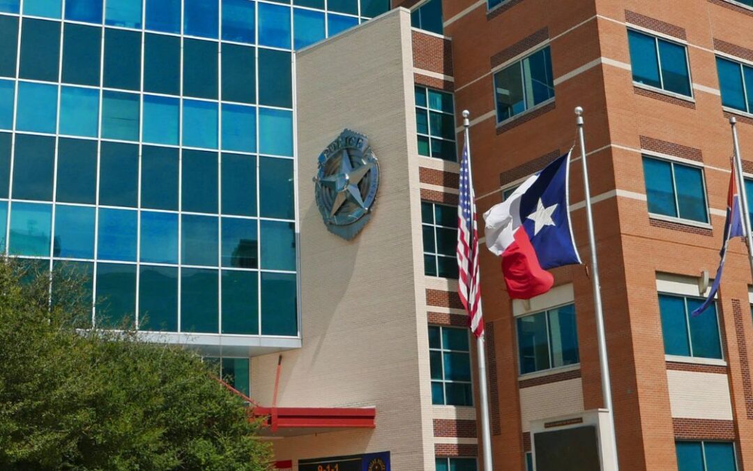 Policía de Dallas muere por suicidio