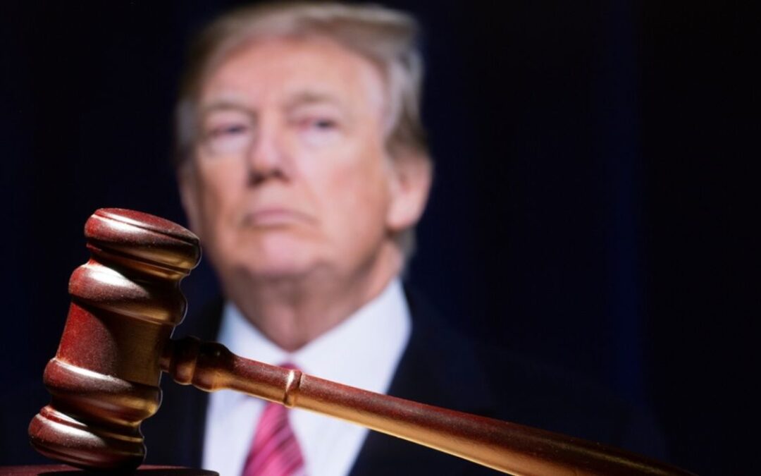 Trump acusa a juez de interferencia electoral