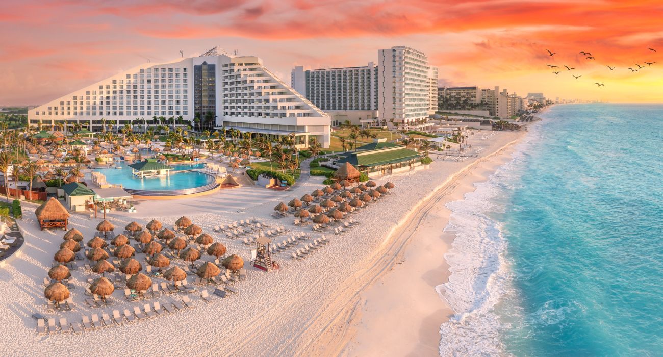 Cancún beach and resorts