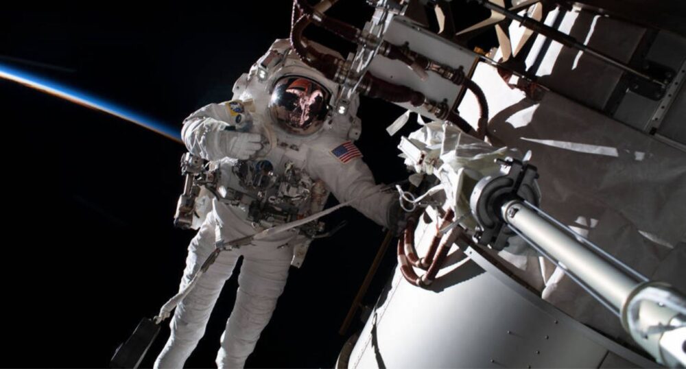 U.S. Astronaut Breaks Record for Space Flight