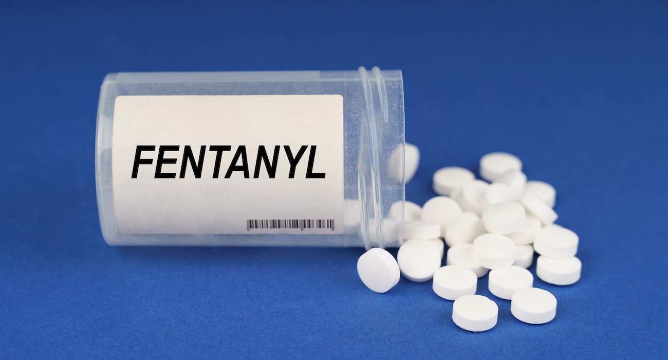 blue pills labeled m30