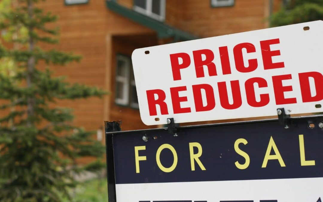 Fall Price Cuts Could Benefit U.S. Homebuyers