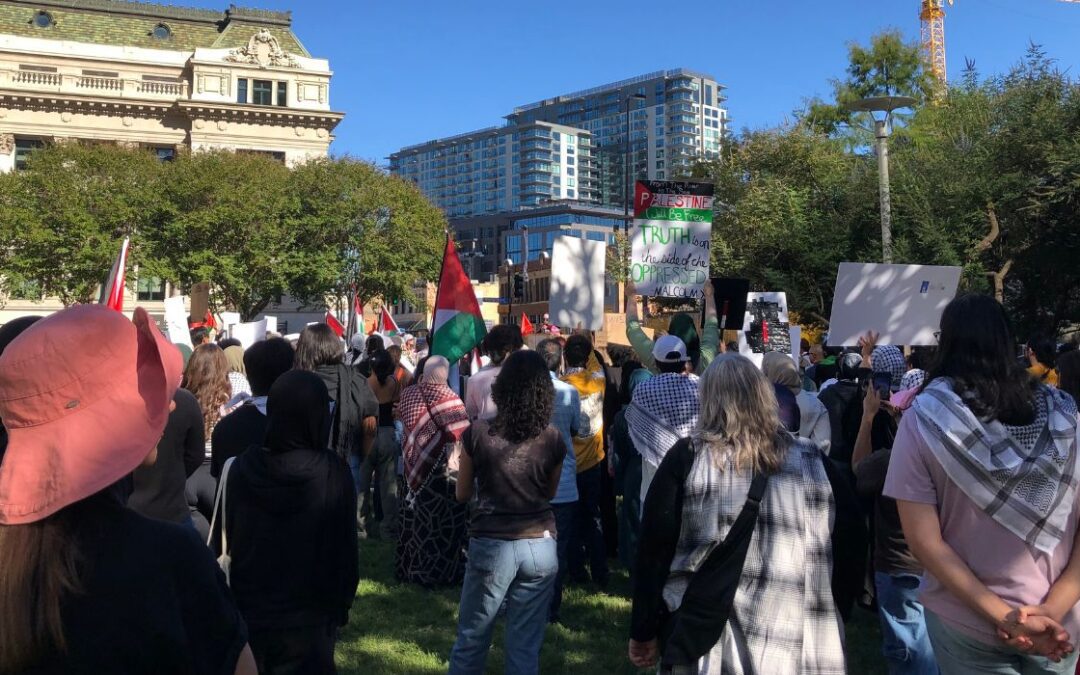 Manifestación antiisraelí acusa al alcalde de "genocidio"