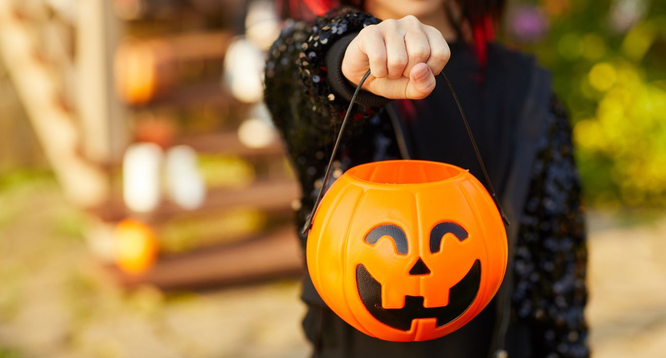 Girl wearing halloween costume