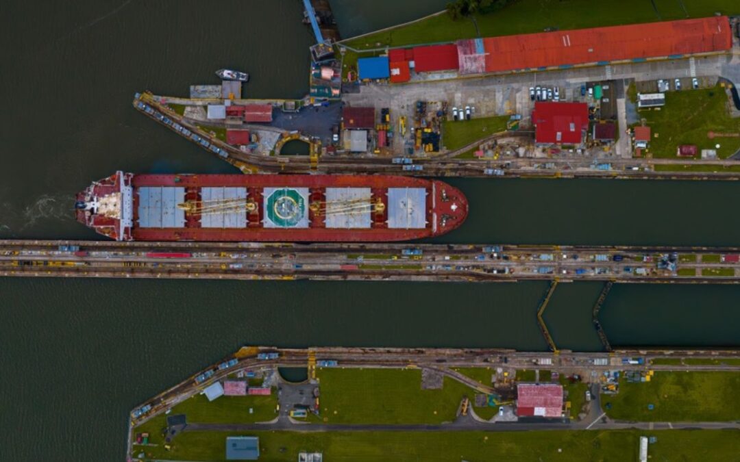 La sequía en el Canal de Panamá podría descarrilar las compras navideñas