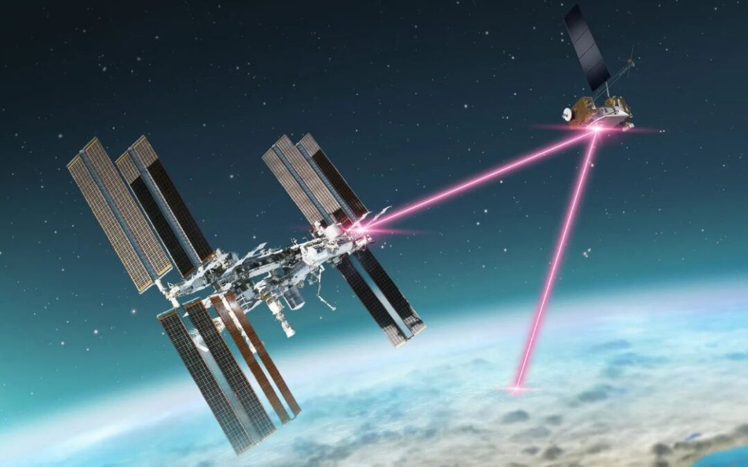 El relevo láser de la NASA logra la 'primera luz'
