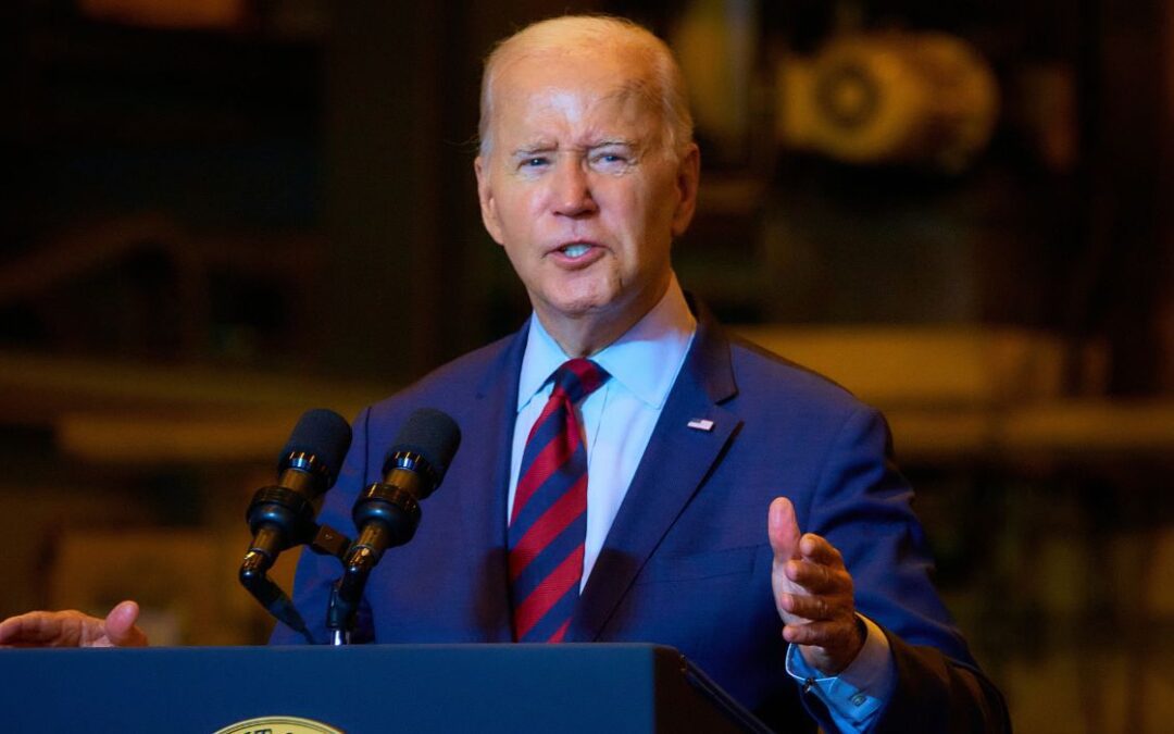 Biden pide miles de millones en ayuda a Ucrania